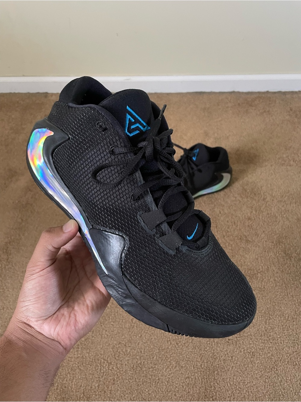 Nike Zoom Freak 1 Giannis “Iridescent” Basketball Shoes Mens Sz 10 (BQ5422-004)